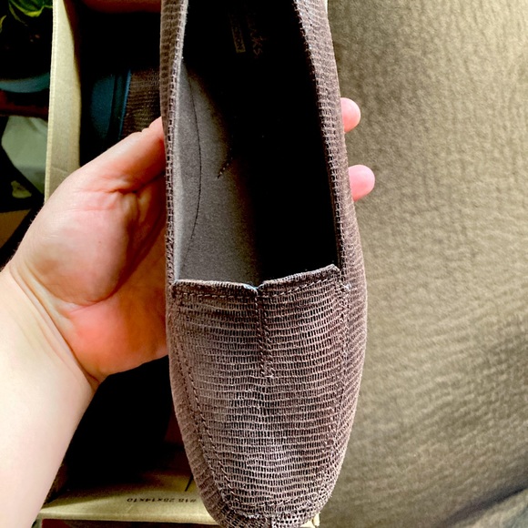Clarks Flats - Picture 1 of 4